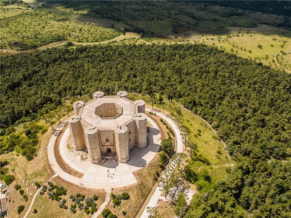 Puglia walking vacation in Italy