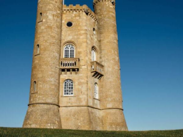 Cotswolds hiking vacation in England