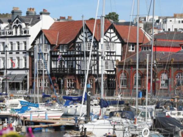 Isle of Man coastal path walking vacation
