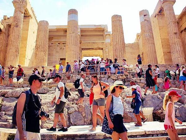 Greek Island tour, Zakynthos and Santorini