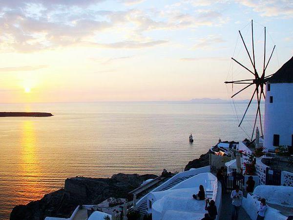 Greek Island tour, Zakynthos and Santorini
