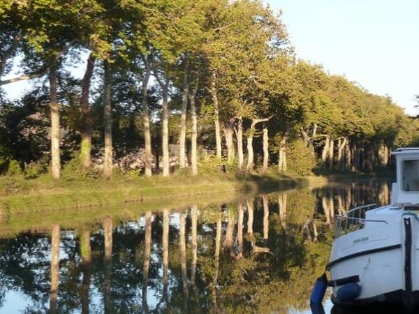 Canal Du Midi self guided cycling vacation
