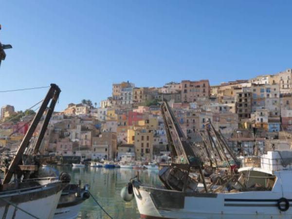 Magna Via Francigena walking vacation in Sicily