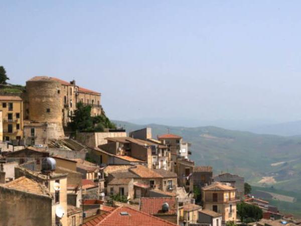 Magna Via Francigena walking vacation in Sicily