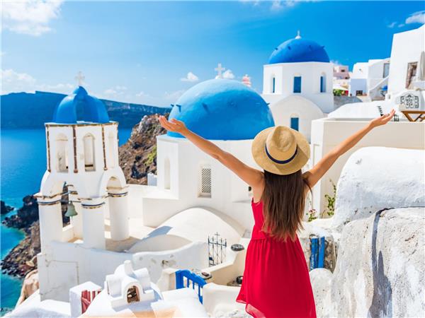 Santorini and Mykonos vacations in Greece