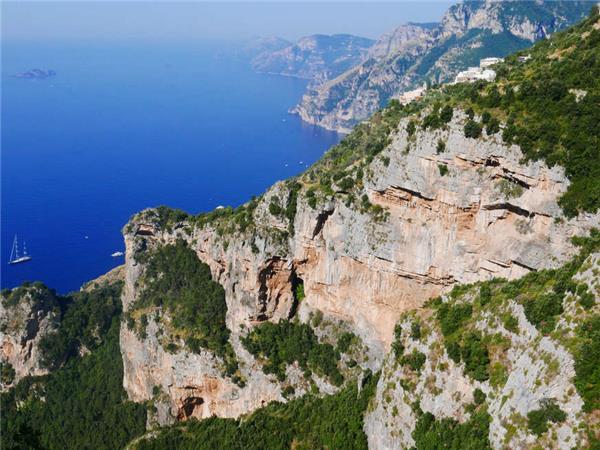 Guided hiking vacation, Amalfi Coast