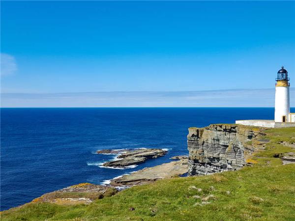 Walking Scotland�s Orkney Islands vacation