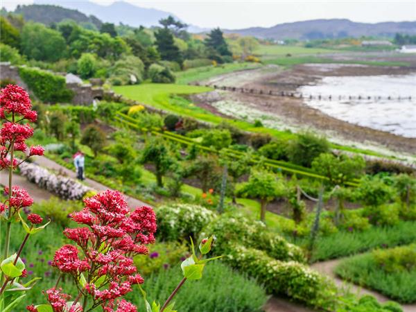 North West Highlands and Skye walking vacation