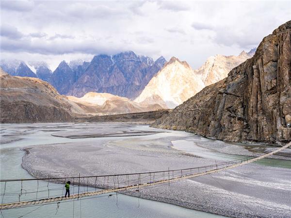 Karakoram highway vacation in Pakistan