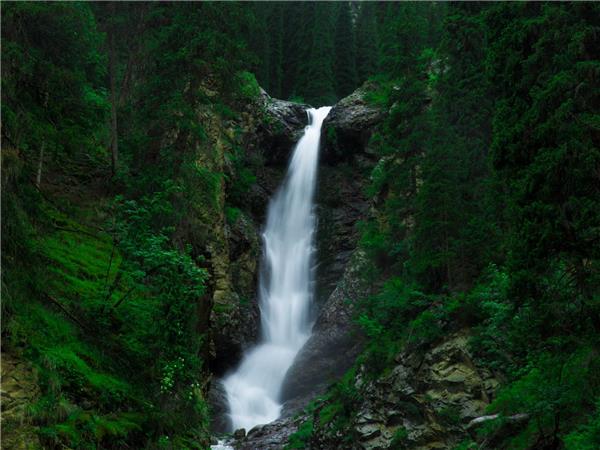 Bishkek to Beijing overland vacation