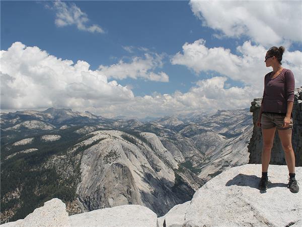 Hiking in vacation in Yosemite National Park