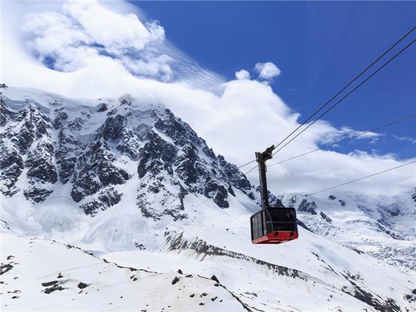 Tour du Mont Blanc hiking vacation