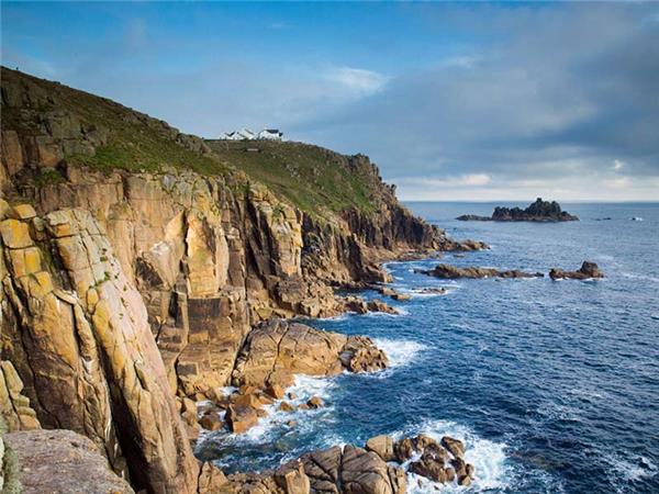 Cornwall coast walking vacation ,small group