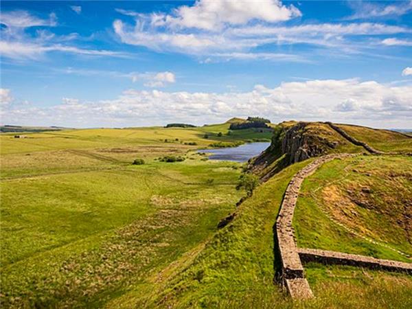 Hadrians Wall 9 day walking vacation, England