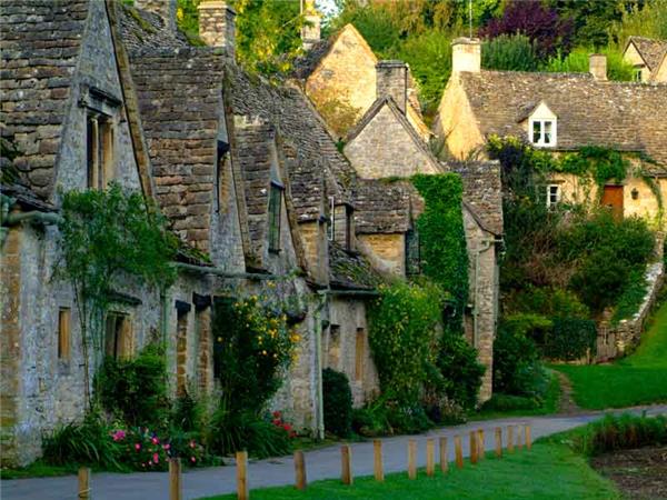 Southern England walking vacation