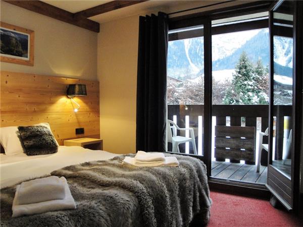 Alpine walking in Mont Blanc