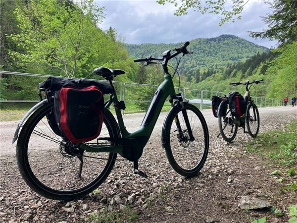 Poland cycling vacation VeloDunajec route