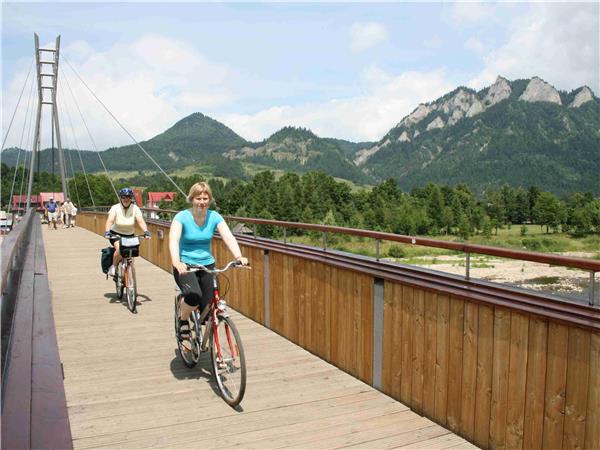 Poland cycling vacation VeloDunajec route