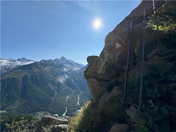 Tour du Mont Blanc circuit in comfort