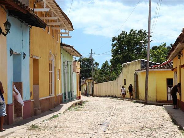 Small group tours to Cuba