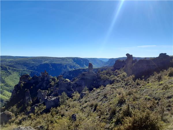 Walking vacation in Aveyron, France