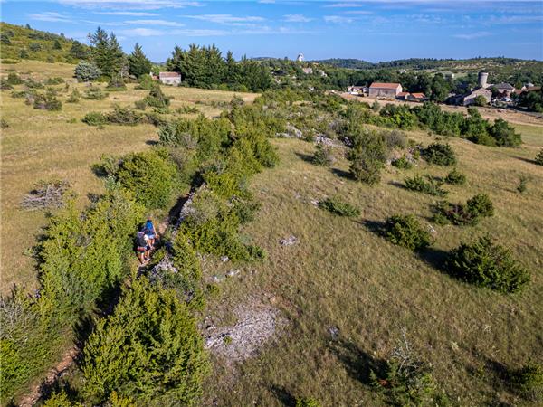 Walking vacation in Aveyron, France