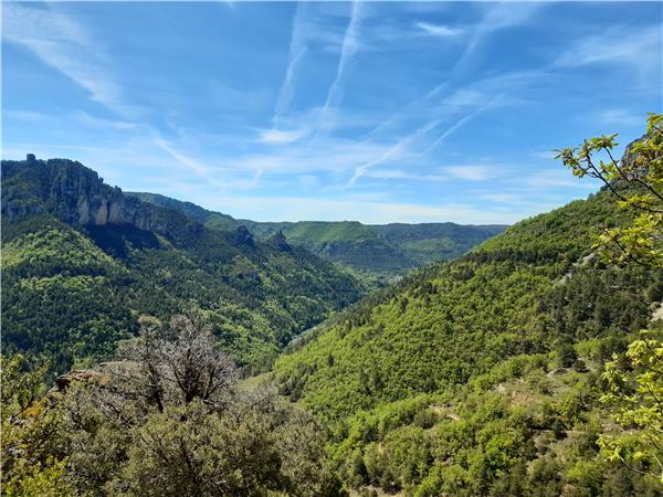 Walking vacation in Aveyron, France
