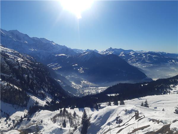 Snowshoeing in Chamonix Valleyvacation, self guided