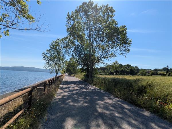 Cycling vacation in Umbria and Lazio by e bike