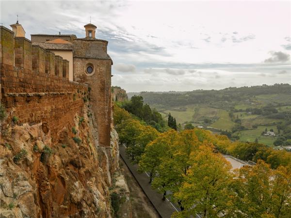 Cycling vacation in Umbria and Lazio by e bike