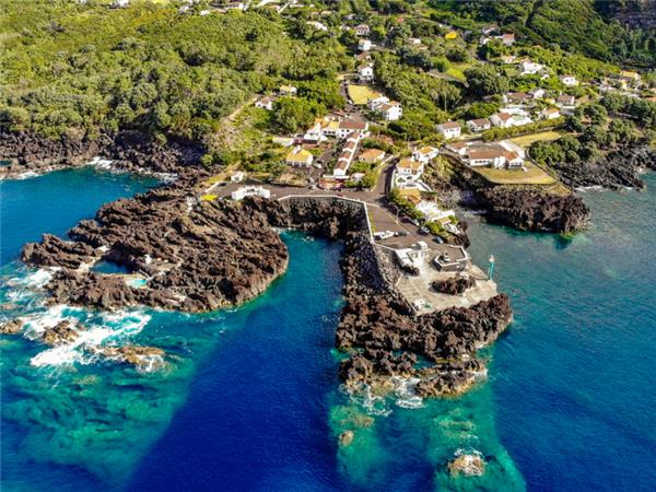 Hiking on Pico and Faial Islands holiday, The Azores