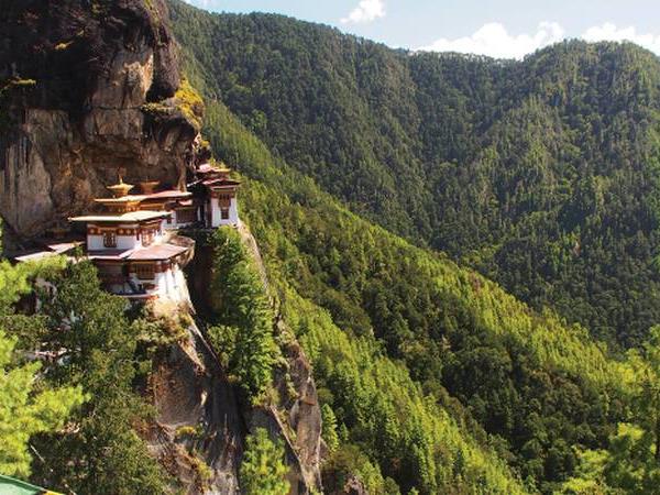 Trekking vacation in Bhutan