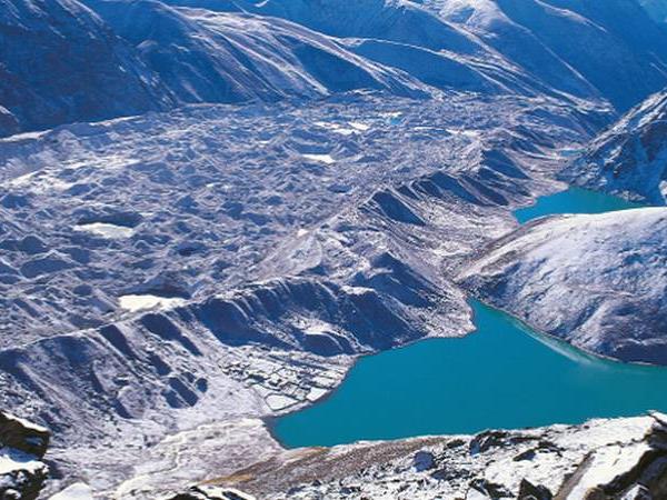 Everest Circuit hiking vacation, Nepal