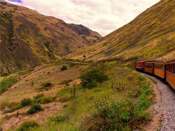 Ecuador vacation, small group tour