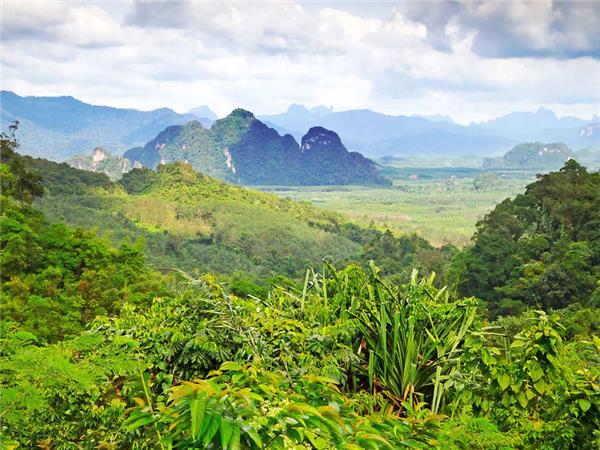 Thailand small group cultural vacation