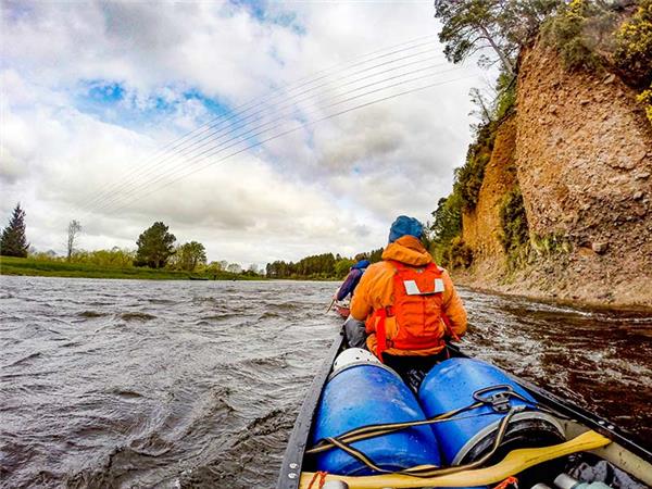 River Spey canoeing vacation in Scotland