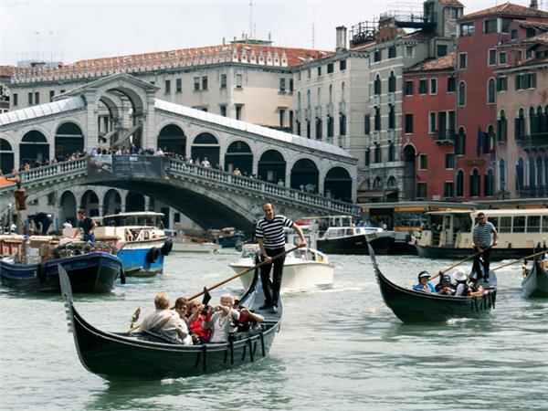 Berlin to Venice small group vacation