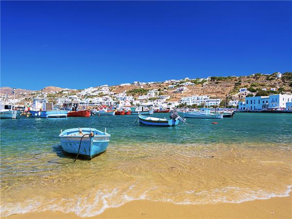 Sailing vacation in Greece, Mykonos to Santorini