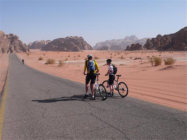 Petra and Wadi Rum by bike, Jordan