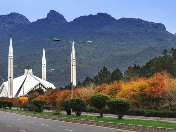 Karakoram Highway vacation