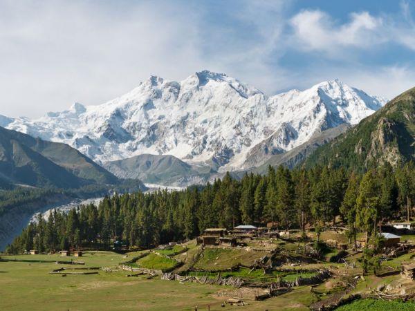 Karakoram Highway vacation