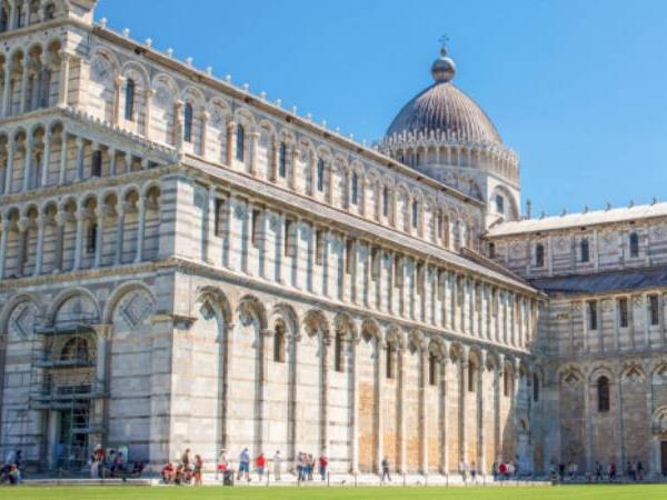 Pisa to Florence biking vacation, Italy
