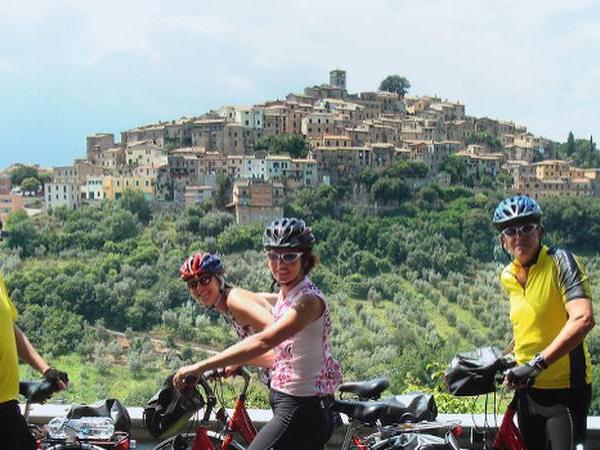 Cycling vacation in Umbria, Italy