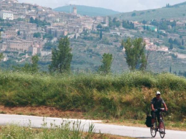 Cycling vacation in Umbria, Italy
