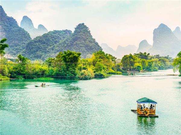 China on a shoestring small group vacation