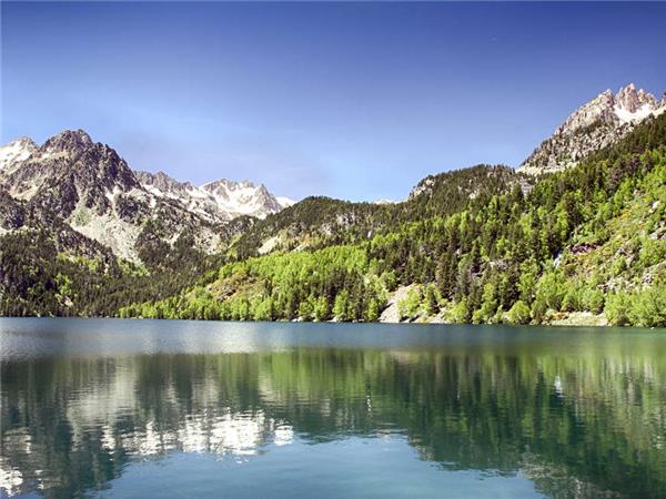 Pyrenees family vacation, Spain