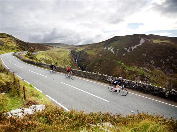 UK and Ireland biking tour