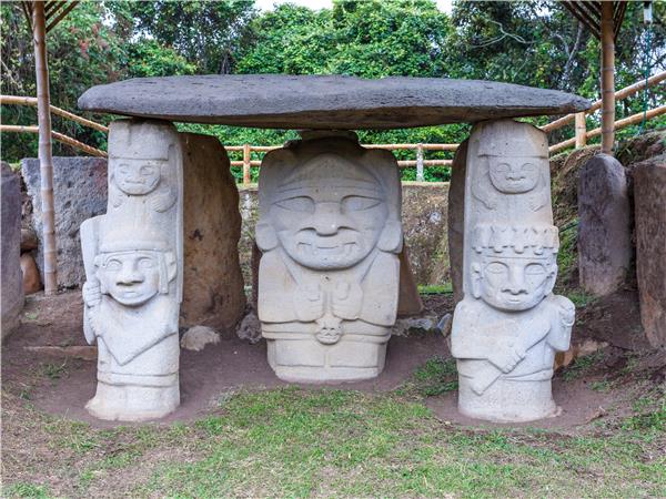 Colombia culture and beach tour