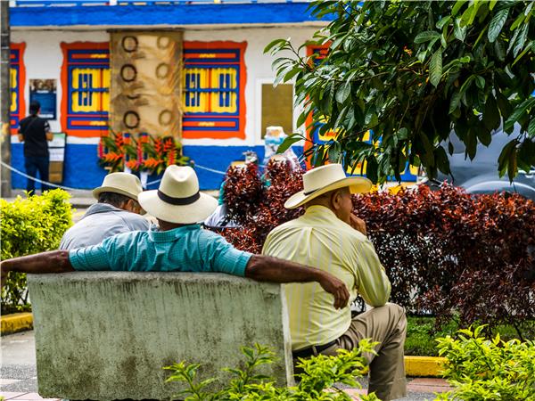 Colombia culture and beach tour