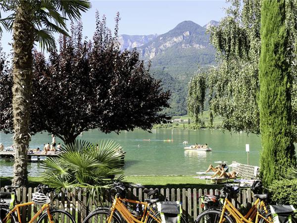 Cycling vacation in Italy, Dolomites, Lake Garda & Venice